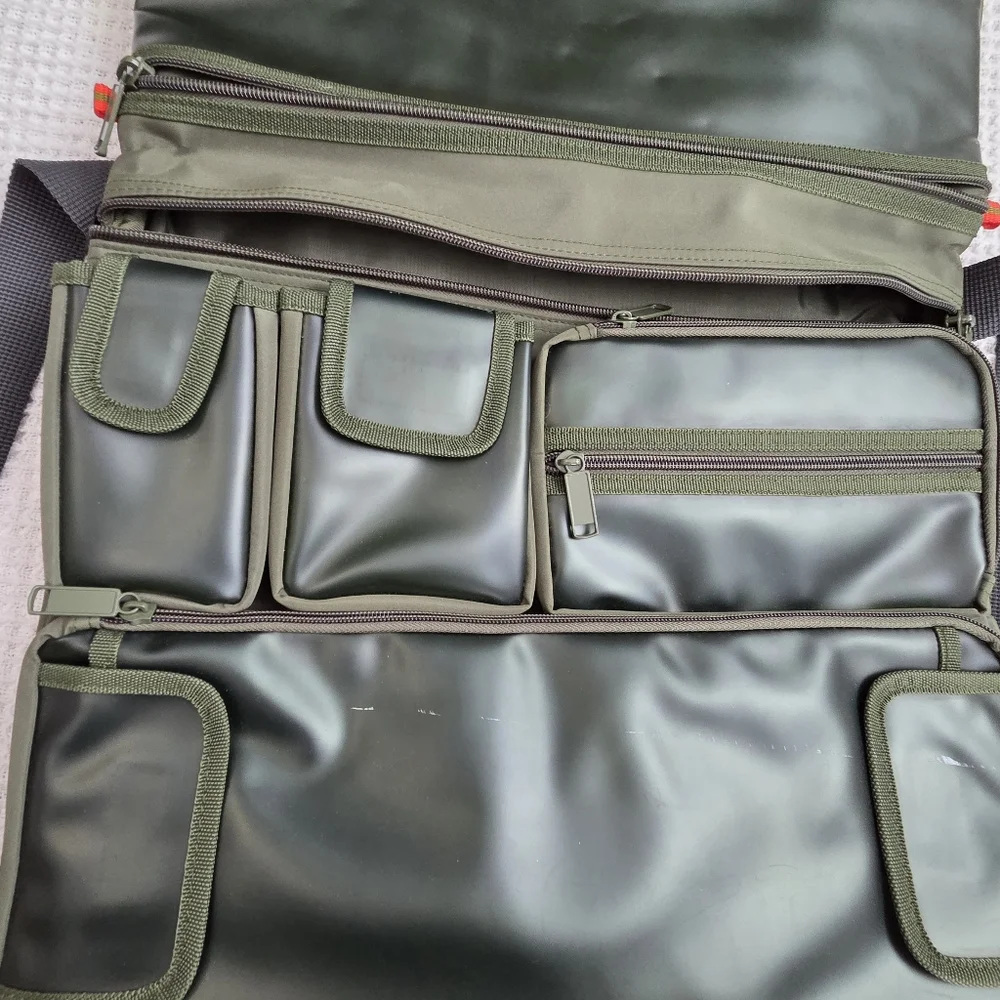 Version 4.0 Laptop Bag